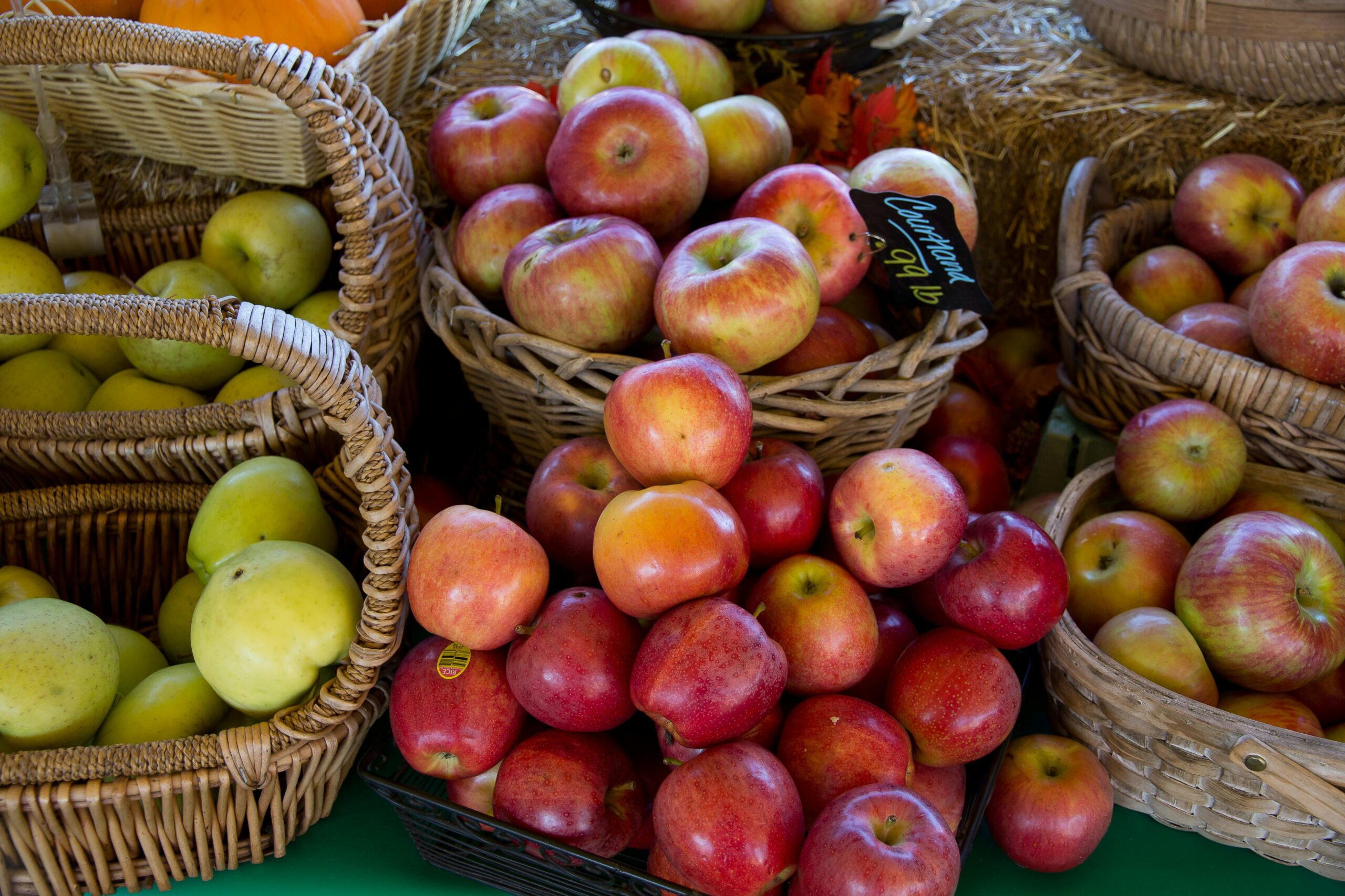 ¿Por qué las Manzanas Superan al Café para Despertar?